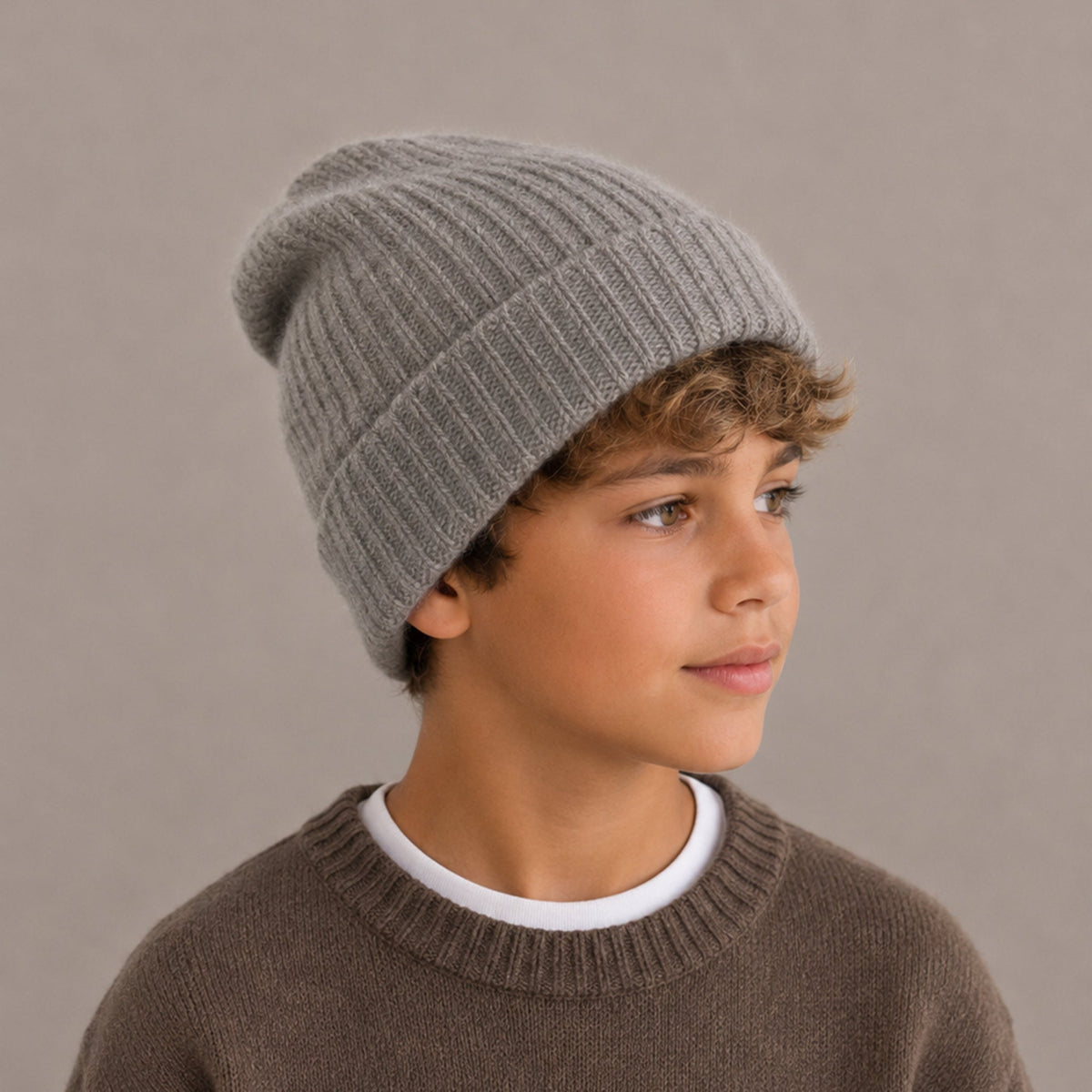 CASHMERE RIBBED HAT WITH FOLDED CUFF- LIGHT GREY